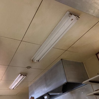 逆富士型蛍光灯LED蛍光灯交換作業